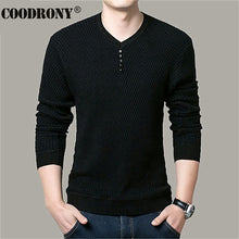 Charger l&#39;image dans la galerie, COODRONY Sweater Men Casual V-Neck Pullover Men Autumn Slim Fit Long Sleeve Shirt Mens Sweaters Knitted Cashmere Wool Pull Homme